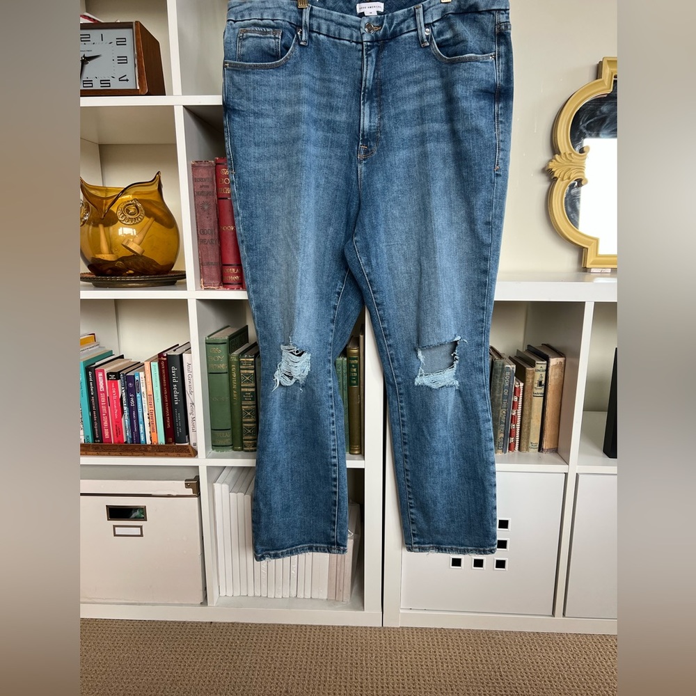 NWOT tags (never worn) Good American Good Classic size 18 jeans